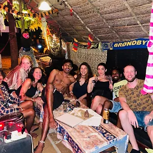 https://reggae-paradise-hostel-sigiriya.kandyhotelsnow.com