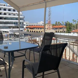 Hostel Unique 100 Meters From, Larnaca
